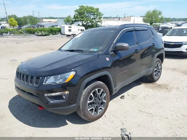 3C4NJDDB9LT157765 2020 JEEP COMPASS - Image 2