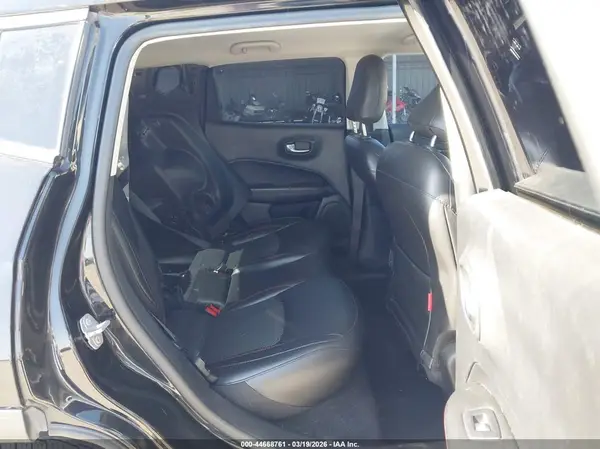 3C4NJDDB9LT170497 2020 JEEP COMPASS - Image 8