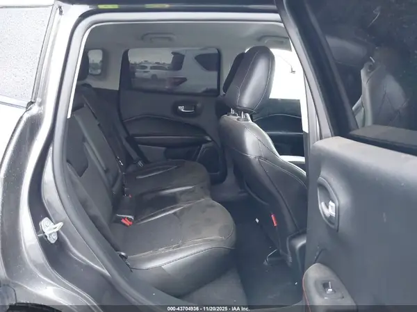 3C4NJDDB9LT170726 2020 JEEP COMPASS - Image 8