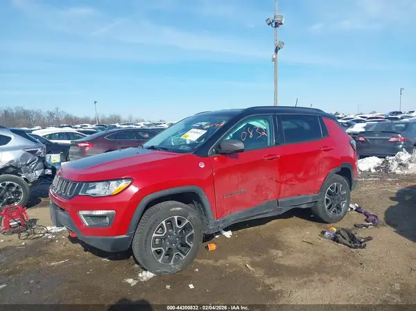3C4NJDDB9LT196257 2020 JEEP COMPASS - Image 2