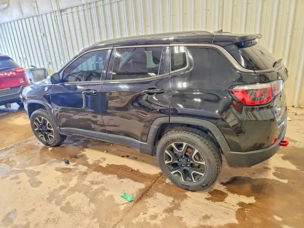 3C4NJDDB9LT208052 2020 JEEP COMPASS - Image 2