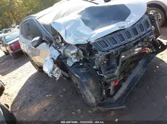 3C4NJDDB9LT221190 2020 JEEP COMPASS