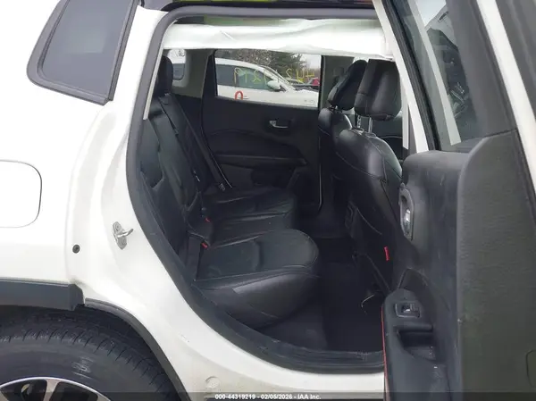 3C4NJDDB9MT579505 2021 JEEP COMPASS - Image 8