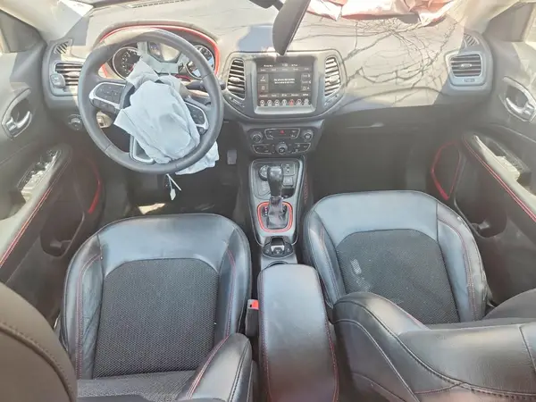 3C4NJDDB9MT591136 2021 JEEP COMPASS - Image 8