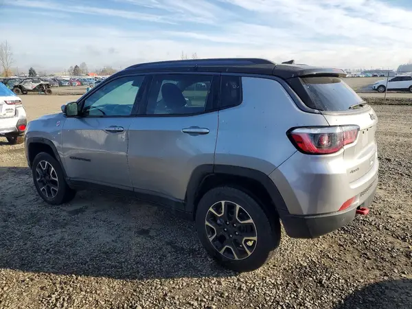 3C4NJDDB9MT600577 2021 JEEP COMPASS - Image 2