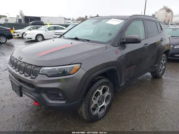 3C4NJDDB9NT102350 2022 JEEP COMPASS - Image 2