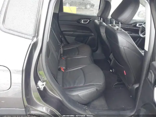 3C4NJDDB9NT102350 2022 JEEP COMPASS - Image 8