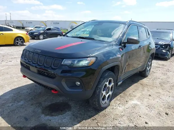 3C4NJDDB9NT114286 2022 JEEP COMPASS - Image 2