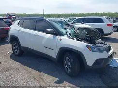 3C4NJDDB9NT127197 2022 JEEP COMPASS