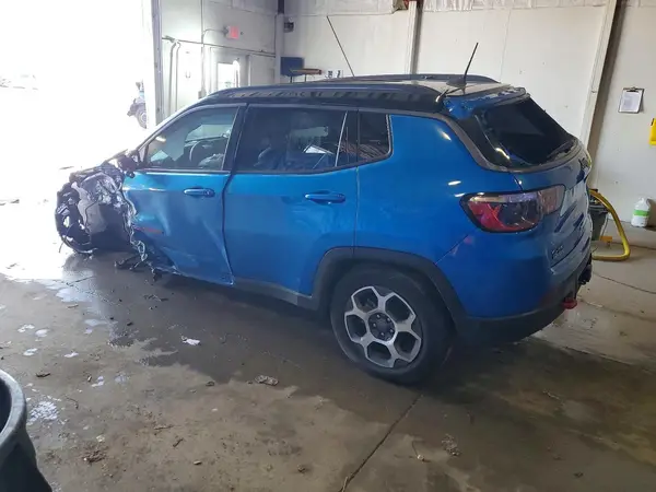 3C4NJDDB9NT146896 2022 JEEP COMPASS - Image 2