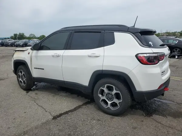 3C4NJDDB9NT159096 2022 JEEP COMPASS - Image 2