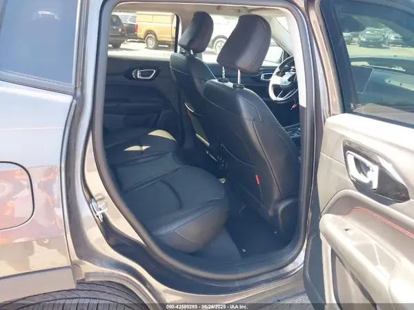 3C4NJDDB9NT160748 2022 JEEP COMPASS - Image 8