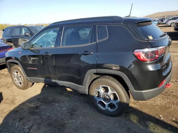 3C4NJDDB9NT202965 2022 JEEP COMPASS - Image 2