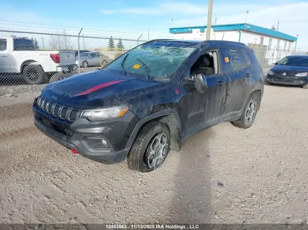 3C4NJDDB9NT238526 2022 JEEP COMPASS - Image 2