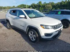 3C4NJDDBXHP651827 2017 JEEP COMPASS