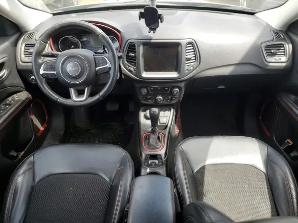 3C4NJDDBXHT624750 2017 JEEP COMPASS - Image 8