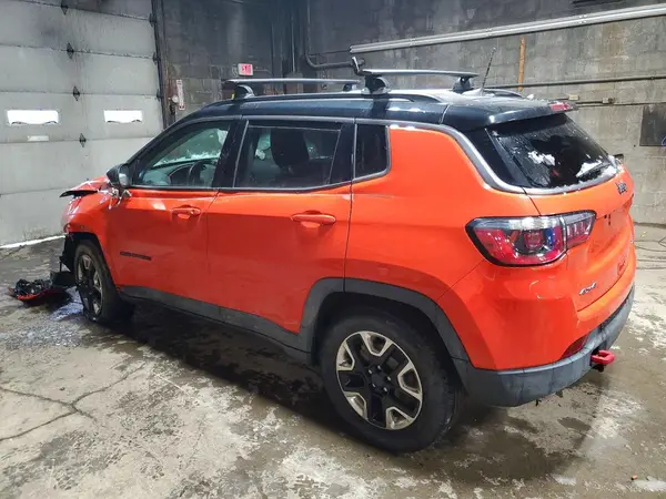 3C4NJDDBXHT641175 2017 JEEP COMPASS - Image 2