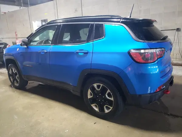 3C4NJDDBXHT651205 2017 JEEP COMPASS - Image 2