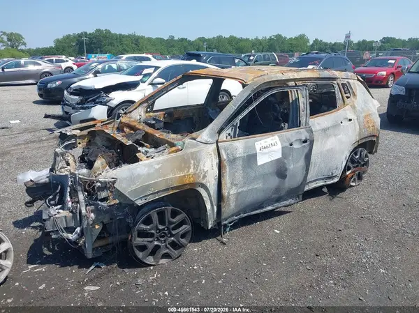 3C4NJDDBXHT667324 2017 JEEP COMPASS - Image 2