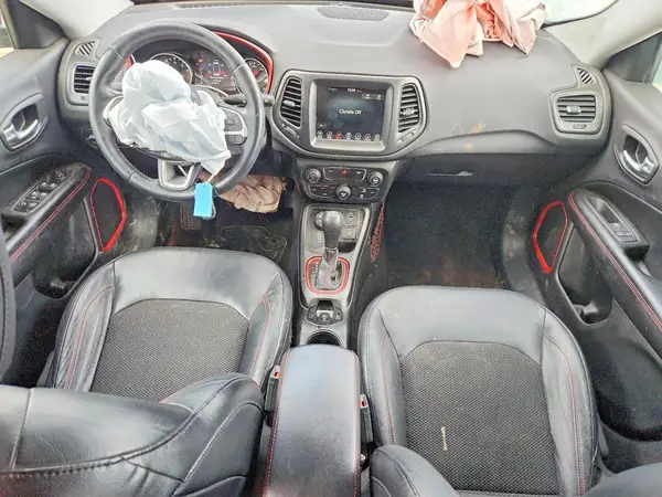 3C4NJDDBXHT681000 2017 JEEP COMPASS - Image 8