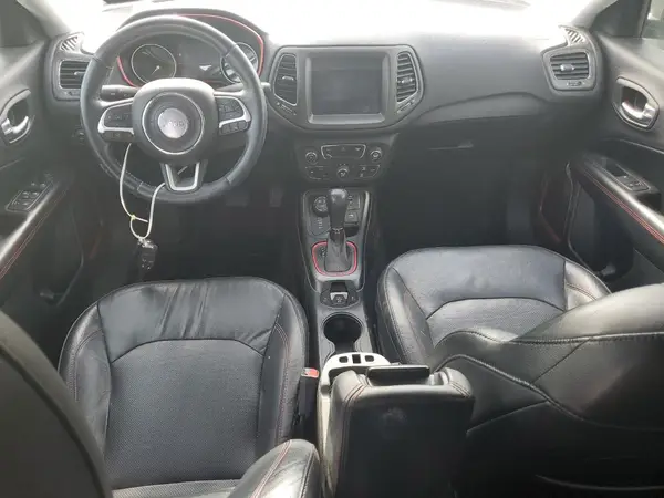 3C4NJDDBXHT689405 2017 JEEP COMPASS - Image 8