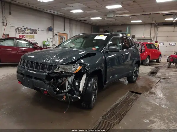 3C4NJDDBXJT129146 2018 JEEP COMPASS - Image 2