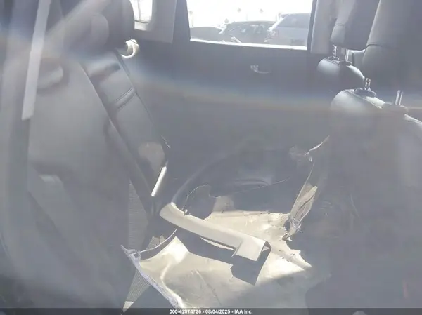 3C4NJDDBXJT146013 2018 JEEP COMPASS - Image 8