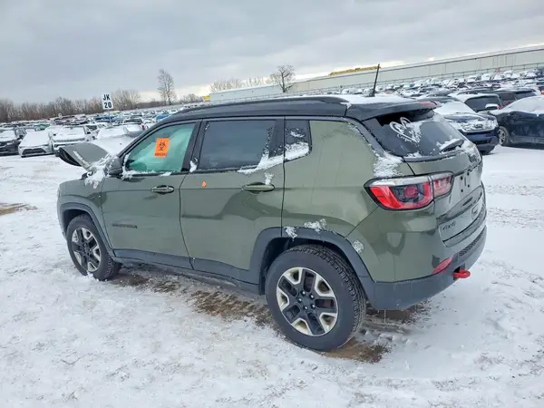 3C4NJDDBXJT150739 2018 JEEP COMPASS - Image 2