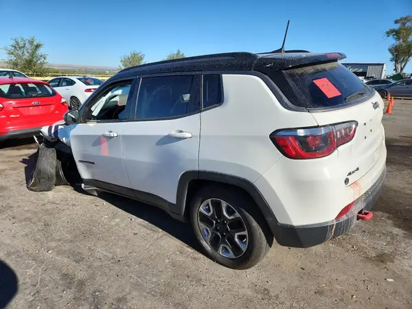 3C4NJDDBXJT169176 2018 JEEP COMPASS - Image 2