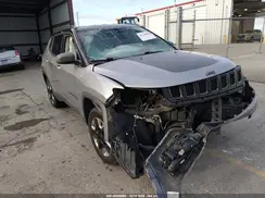 3C4NJDDBXJT174863 2018 JEEP COMPASS