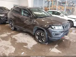 3C4NJDDBXJT174880 2018 JEEP COMPASS