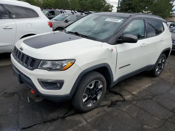 3C4NJDDBXJT199245 2018 JEEP COMPASS - Image 1