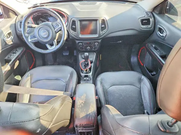 3C4NJDDBXJT238836 2018 JEEP COMPASS - Image 8