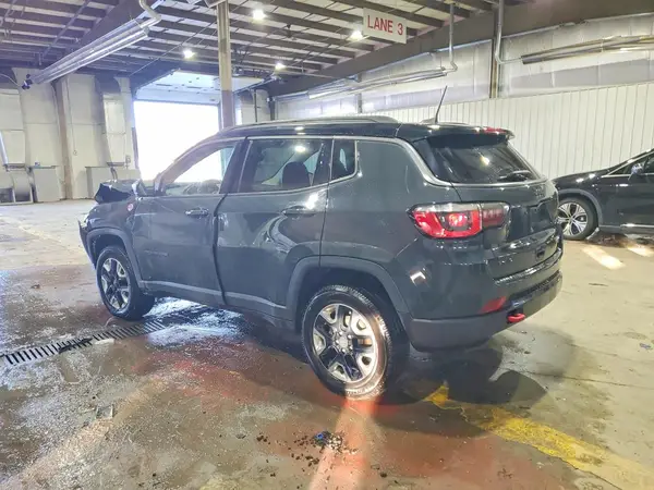 3C4NJDDBXJT281119 2018 JEEP COMPASS - Image 2