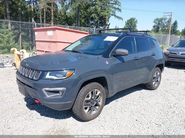 3C4NJDDBXJT404093 2018 JEEP COMPASS - Image 2