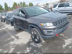 3C4NJDDBXJT410458 2018 JEEP COMPASS