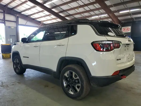 3C4NJDDBXJT412601 2018 JEEP COMPASS - Image 2