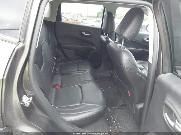 3C4NJDDBXJT440771 2018 JEEP COMPASS - Image 8
