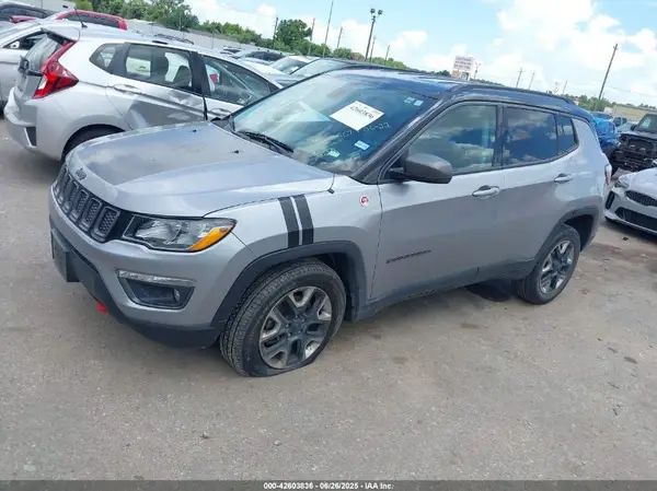 3C4NJDDBXJT441628 2018 JEEP COMPASS - Image 2