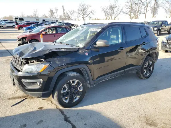 3C4NJDDBXJT451124 2018 JEEP COMPASS - Image 1
