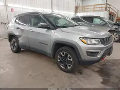 3C4NJDDBXJT451415 2018 JEEP COMPASS