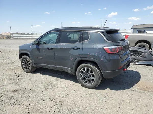 3C4NJDDBXJT484835 2018 JEEP COMPASS - Image 2