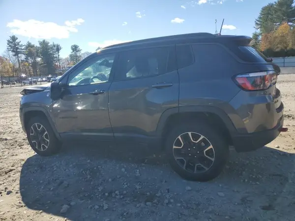 3C4NJDDBXJT501262 2018 JEEP COMPASS - Image 2