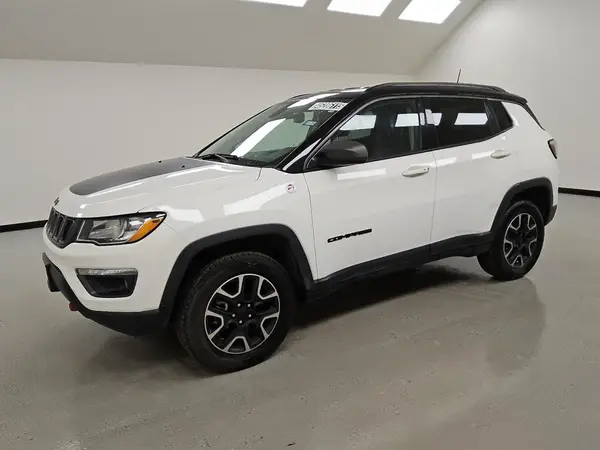 3C4NJDDBXKT599405 2019 JEEP COMPASS - Image 1