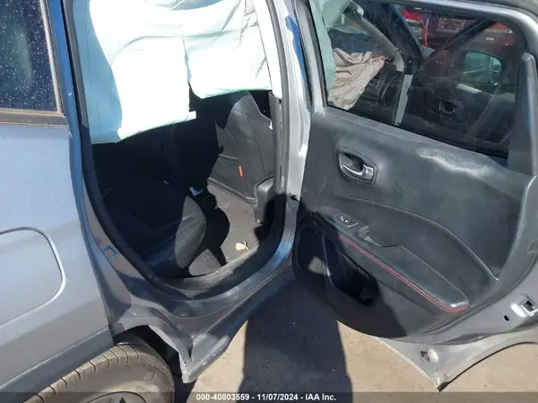 3C4NJDDBXKT618261 2019 JEEP COMPASS - Image 8