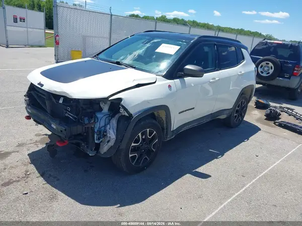 3C4NJDDBXKT619300 2019 JEEP COMPASS - Image 2