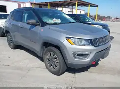 3C4NJDDBXKT627350 2019 JEEP COMPASS