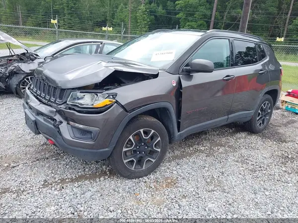 3C4NJDDBXKT627896 2019 JEEP COMPASS - Image 2