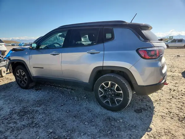 3C4NJDDBXKT660557 2019 JEEP COMPASS - Image 2