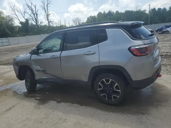 3C4NJDDBXKT668724 2019 JEEP COMPASS - Image 2